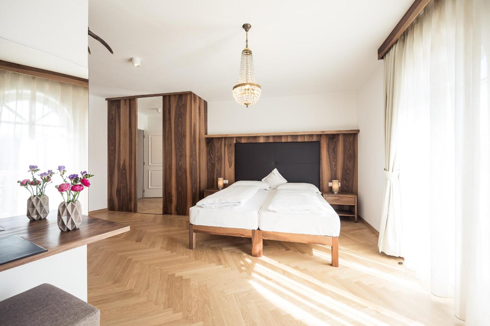 Romantik Hotel Jagdhof Caldaro Extérieur photo