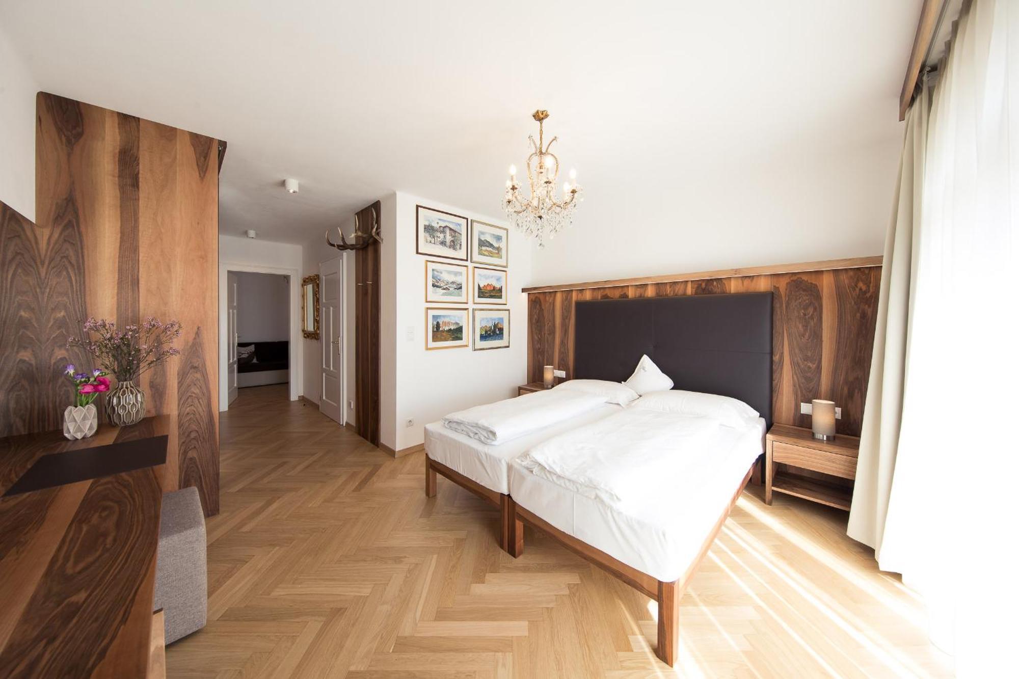 Romantik Hotel Jagdhof Caldaro Extérieur photo