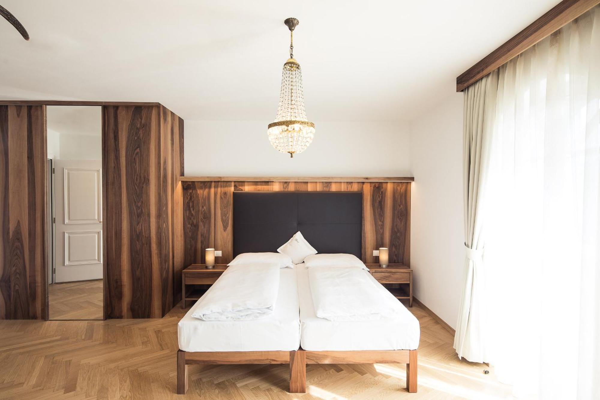 Romantik Hotel Jagdhof Caldaro Extérieur photo